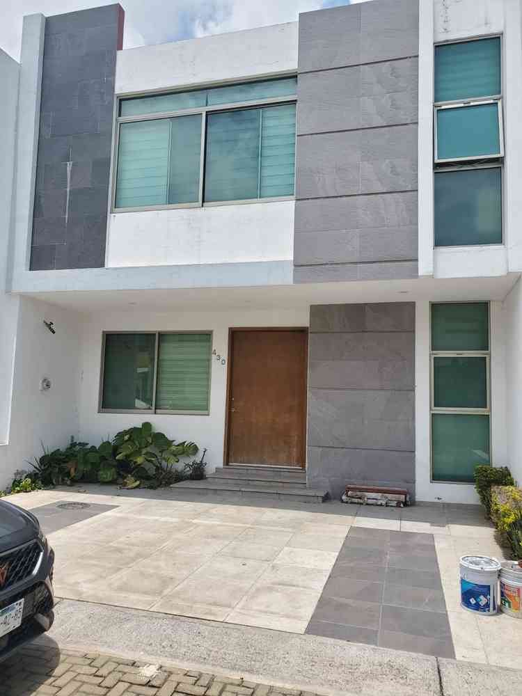 casa en venta av rio blanco los almendros zapopan jalisco pIUZWvl